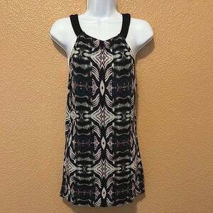Patterned Black and White Women's Top